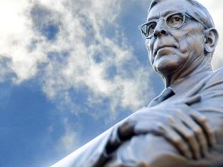 John Wooden Statue