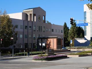 Street view of the UCLA Medical Plaza.