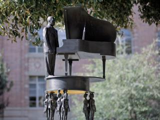 Duke Ellington sculpture